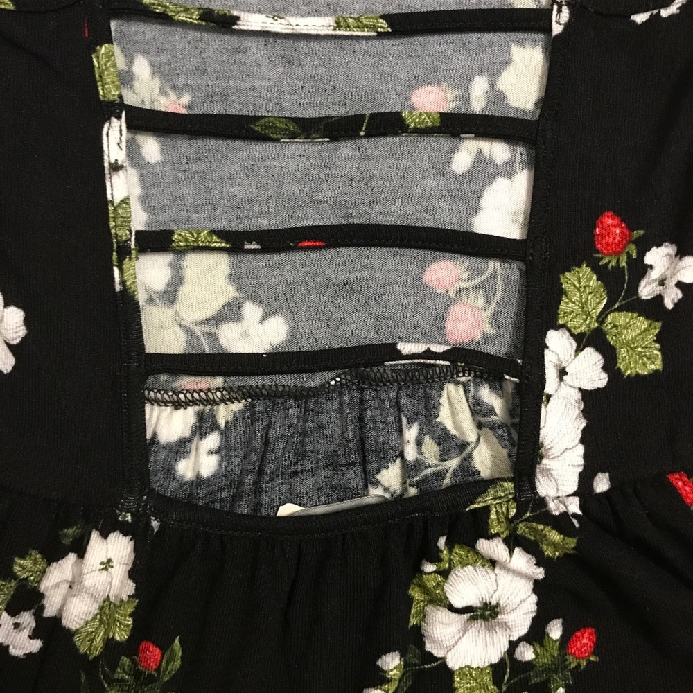 FLORAL LATTER BACK DRESS - Picture 4 of 4